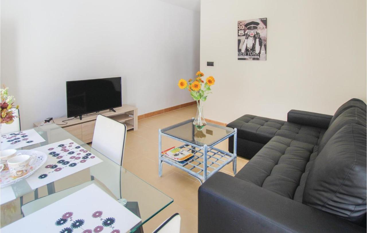 3 Bedroom Gorgeous Apartment In Alicante Dış mekan fotoğraf
