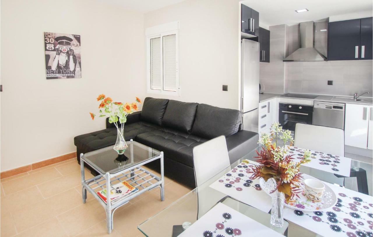 3 Bedroom Gorgeous Apartment In Alicante Dış mekan fotoğraf